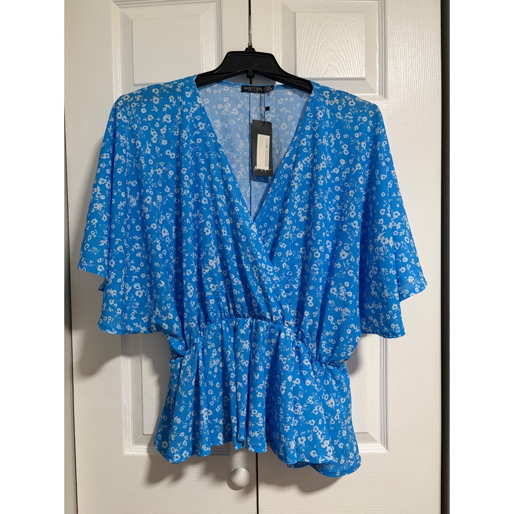 Nasty Gal Wrap It Up Plus Floral Top Blue White Ditsy Peplum V-Neck Blouse Sz 20